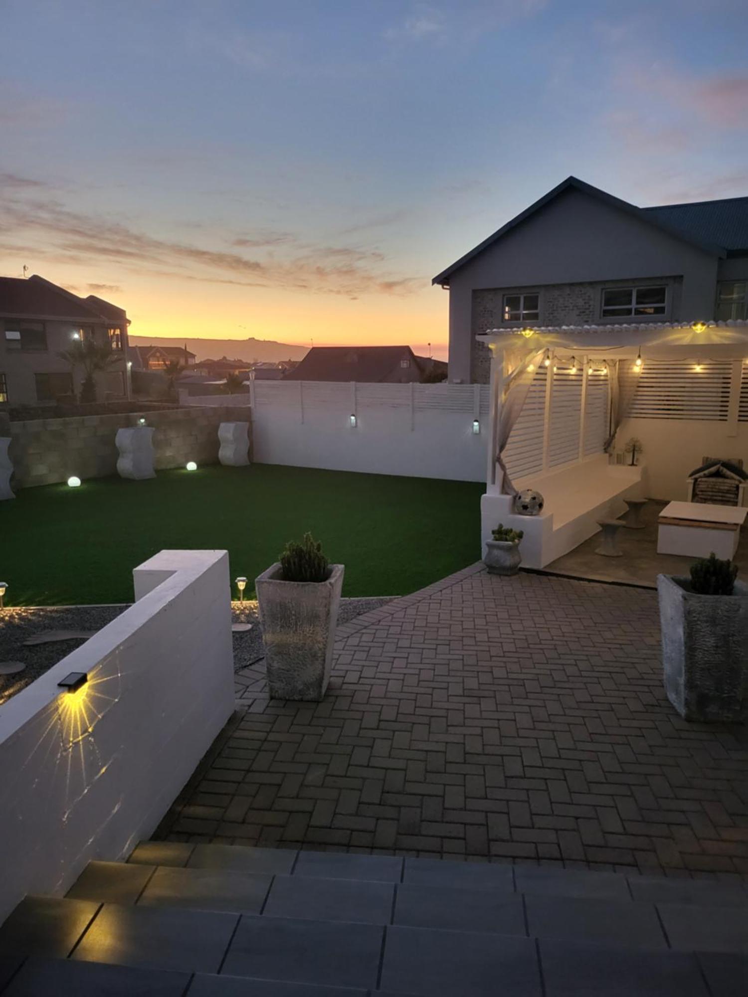 Beach Style Cottage Langebaan Exterior photo
